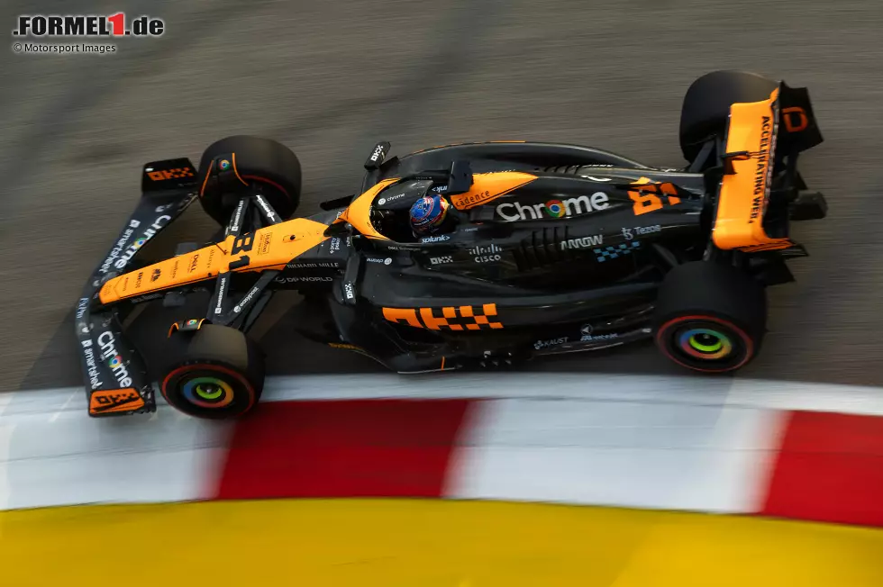 Foto zur News: ... und auch 2023 passt McLaren das Design in Singapur und Japan für Sponsor OKX wieder an - dieses Mal als &quot;Stealth Mode&quot;.