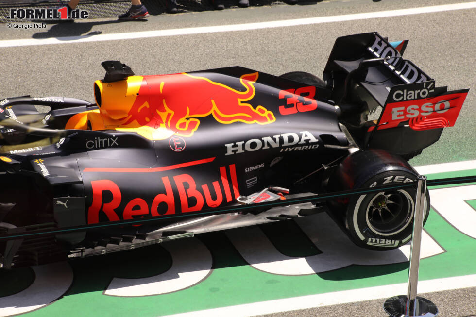 Foto zur News: Red Bull RB16B: Unterboden und Heckflügel