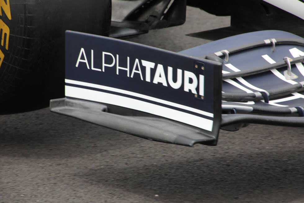 Foto zur News: AlphaTauri AT02: Frontflügel-Endplatte