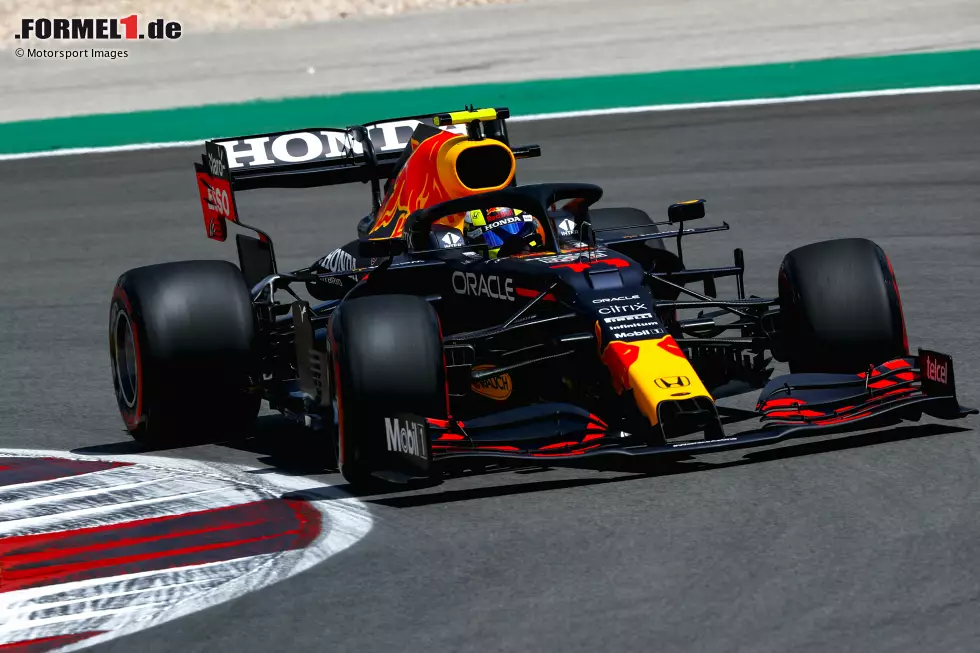 Wahrscheinlich geht es Red Bull dabei vor allem um den Lenkeinschlag bei der Kurvenfahrt. Denn dann verhält sich der Luftstrom anders, aber die Anforderung an den Bremsschacht und die Luftkühlung bleibt gleich. Foto zur News: Wahrscheinlich geht es Red Bull dabei vor allem um den Lenkeinschlag bei der Kurvenfahrt. Denn dann verhält sich der Luftstrom anders, aber die Anforderung an den Bremsschacht und die Luftkühlung bleibt gleich.