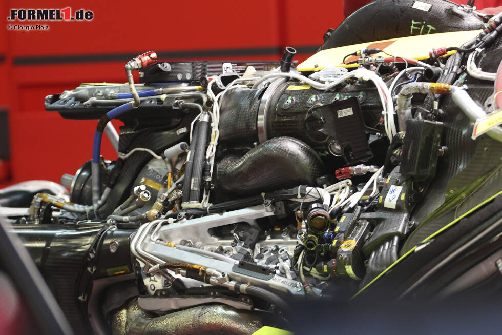 Foto zur News: Ferrari SF21: Antriebsinstallation