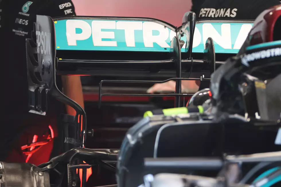 Foto zur News: Mercedes W12: Heckflügel