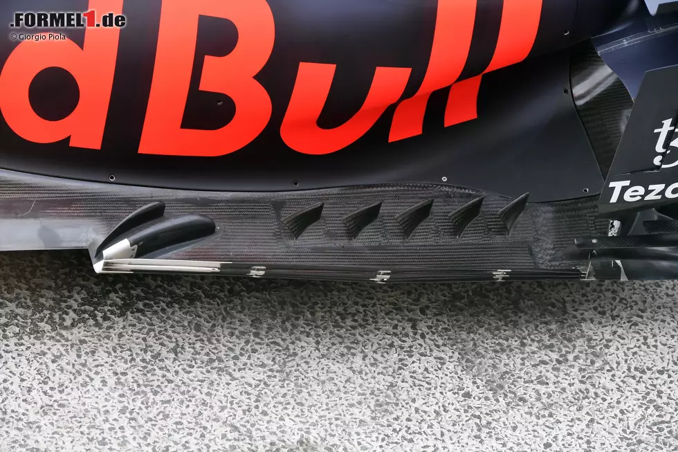 Foto zur News: Red Bull RB16B: Unterboden