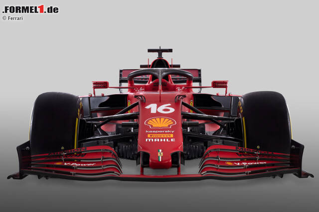 Foto zur News: Hier ist der Ferrari SF21 für die Formel-1-Saison 2021! Mit diesem Auto soll Charles Leclerc und Carlos Sainz die Trendwende gelingen. Und Ferrari hat ...