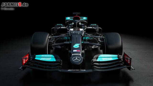 Foto zur News: Der Neuwagen der Titelverteidiger ist da! Hier sind die ersten Bilder des Mercedes W12 für die Formel-1-Saison 2021!