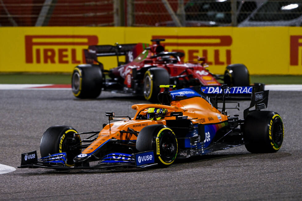 Foto zur News: Lando Norris (2): Fehlerfreies Rennen und mit P4 das bestmögliche Ergebnis herausgeholt. Unter normalen Bedingungen ist der McLaren zu langsam, um mit Mercedes und Red Bull zu kämpfen. Einen Abzug gibt es allerdings für das verlorene Qualifyingduell gegen Ricciardo. Das kostet die Bestnote.