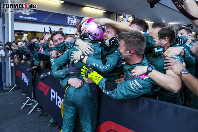 Jetzt unzählige statistiken entdecken & eigene abfragen erstellen! Vettel Baku 2021 . Fotostrecke: Vettel Zweiter in Baku: Die schönsten ...