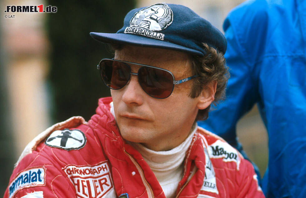 Foto zur News: Niki Lauda (7 Jahre zwischen 1977 und 1984): Länger wartet niemand! Eigentlich hat Niki Lauda nichts mehr zu beweisen, als er 1979 während der laufenden Saison aus der Formel 1 zurücktritt. 1975 und 1977 hat er mit Ferrari zwei WM-Titel gewonnen, nach zwei weiteren Jahren bei Brabham fehlt ihm die Motivation, um weiterzumachen.