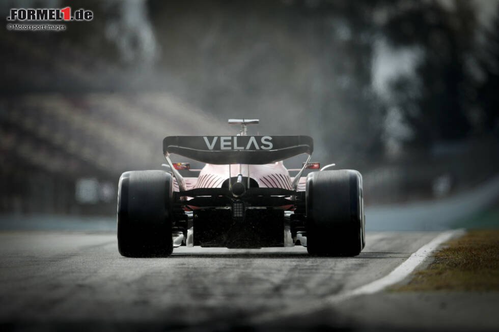 Die Formel-1-Wintertests 2022 laufen! Hier tragen wir die Höhepunkte des zweiten Testtags in Barcelona zusammen und informieren kompakt über alle wichtigen Ereignisse! Die Formel-1-Wintertests 2022 laufen! Hier tragen wir die Höhepunkte des zweiten Testtags in Barcelona zusammen und informieren kompakt über alle wichtigen Ereignisse!