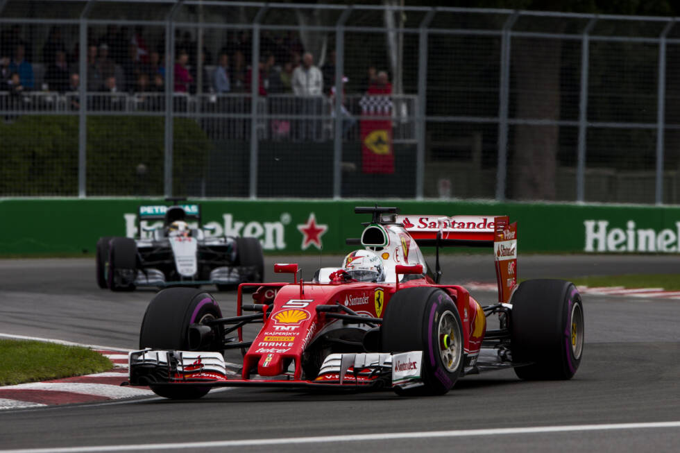 Foto zur News: ... gleich die härteste Mischung mitgeben müssen. Der harte Reifen baute nur sehr wenig ab, denn auch Hamilton kam mit Runde 24 schon früh zum Reifenwechsel, konnte aber am Rennende immer noch gute Zeiten fahren. Im Ziel fehlten Ferrari 5 Sekunden auf den ersten Saisonerfolg.