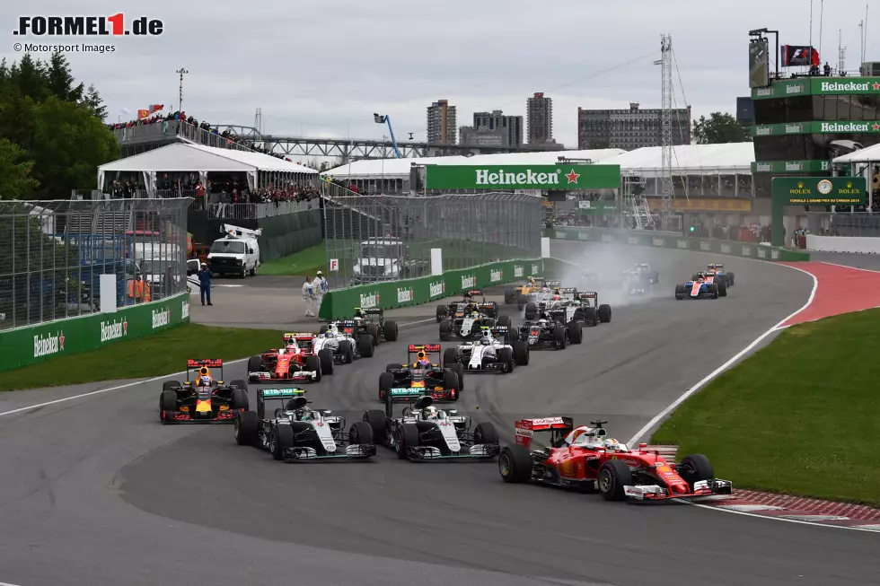 #15 Kanada 2016: Der SF16-H ist kein Siegerauto, aber in Montreal bietet sich eine große Chance. Von P3 gestartet überholt Vettel mit einem Raketenstart gleich beide Mercedes und übernimmt die Führung des Rennens. Diese kann er gegen Hamilton auch verwalten, ehe in Runde 11 das virtuelle Safety-Car aktiviert wird ... Foto zur News: #15 Kanada 2016: Der SF16-H ist kein Siegerauto, aber in Montreal bietet sich eine große Chance. Von P3 gestartet überholt Vettel mit einem Raketenstart gleich beide Mercedes und übernimmt die Führung des Rennens. Diese kann er gegen Hamilton auch verwalten, ehe in Runde 11 das virtuelle Safety-Car aktiviert wird ...