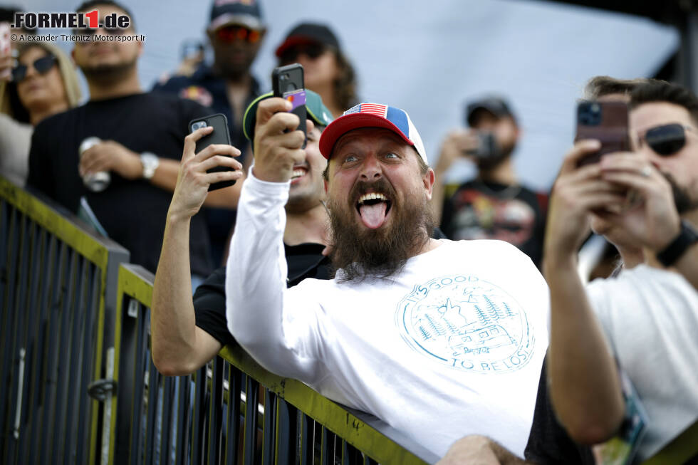In Sachen Begeisterungsfähigkeit stehen die Fans in Florida denen in Europa um nichts nach. Eher im Gegenteil. In Sachen Begeisterungsfähigkeit stehen die Fans in Florida denen in Europa um nichts nach. Eher im Gegenteil.