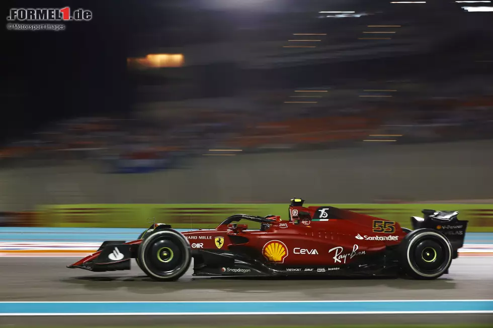 Carlos Sainz (3): Kein schlechtes Rennen, aber auch bei ihm wäre noch Luft nach oben gewesen. Hatte bei der Hamilton-Szene am Anfang natürlich Pech und verlor Zeit. Aber mit einem besseren Start wäre er gar nicht erst in der Position gewesen. So geht es auch für ihn knapp an der 2 vorbei. Foto zur News: Carlos Sainz (3): Kein schlechtes Rennen, aber auch bei ihm wäre noch Luft nach oben gewesen. Hatte bei der Hamilton-Szene am Anfang natürlich Pech und verlor Zeit. Aber mit einem besseren Start wäre er gar nicht erst in der Position gewesen. So geht es auch für ihn knapp an der 2 vorbei.