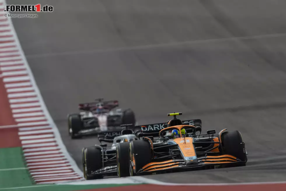 Lando Norris (2): Im Qualifying noch kleinere Schwierigkeiten gehabt, im Rennen dann wieder einmal "Best of the Rest". Holte erneut ganz wichtige Punkte für McLaren im Duell mit Alpine um P4 in der WM. Ohne die Zähler von Norris wäre McLaren übrigens Vorletzter in der WM ... Foto zur News: Lando Norris (2): Im Qualifying noch kleinere Schwierigkeiten gehabt, im Rennen dann wieder einmal "Best of the Rest". Holte erneut ganz wichtige Punkte für McLaren im Duell mit Alpine um P4 in der WM. Ohne die Zähler von Norris wäre McLaren übrigens Vorletzter in der WM ...