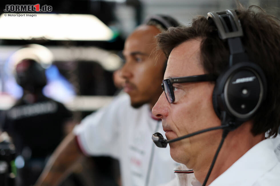 Toto Wolff: "Er ist für mich der beeindruckendste Unternehmer, den wir in Österreich je hatten. Vielleicht sogar weltweit. Er hat eine Marke erfunden und einen ganzen Markt dafür kreiert, den es vorher nicht gegeben hat. Was er für diesen Sport getan hat, ist einzigartig. Das hat es davor noch nie gegeben." Toto Wolff: "Er ist für mich der beeindruckendste Unternehmer, den wir in Österreich je hatten. Vielleicht sogar weltweit. Er hat eine Marke erfunden und einen ganzen Markt dafür kreiert, den es vorher nicht gegeben hat. Was er für diesen Sport getan hat, ist einzigartig. Das hat es davor noch nie gegeben."