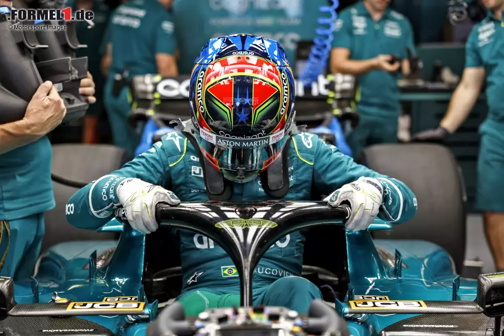 Die wichtigsten Fakten zum Formel-1-Freitag in Abu Dhabi: Wer schnell war, wer nicht und wer überrascht hat - alle Infos dazu in dieser Fotostrecke! Foto zur News: Die wichtigsten Fakten zum Formel-1-Freitag in Abu Dhabi: Wer schnell war, wer nicht und wer überrascht hat - alle Infos dazu in dieser Fotostrecke!