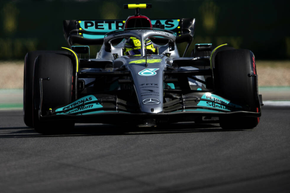 Foto zur News: ... gute Nachrichten für Mercedes, das mit Lewis Hamilton und George Russell auf P5 und P6 gefahren ist. Daraus werden die Startplätze drei und vier im Rennen am Sonntag, das ...