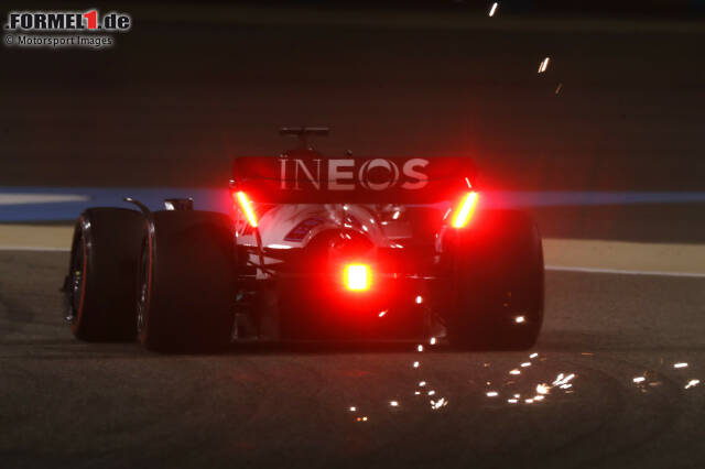 Foto zur News: Die Formel 1 fährt wieder! Und in dieser Fotostrecke fassen wir alle wichtigen Fakten und Ereignisse zum Formel-1-Freitag beim Grand Prix von Bahrain zusammen!