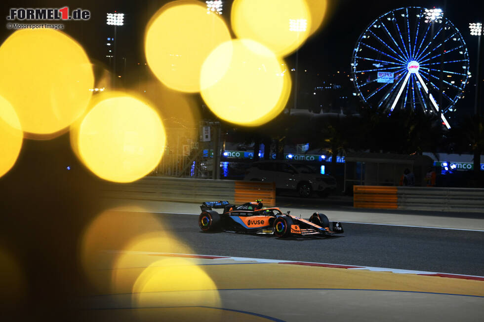 Sonntag ist Renntag in der Formel 1. Und am 20. März beginnt die Saison 2022 mit dem Grand Prix von Bahrain in Sachir mit einem Rennen über 57 Runden. Hier in dieser Fotostrecke fassen wir alle wichtigen Fakten zum Formel-1-Sonntag in Bahrain zusammen! Sonntag ist Renntag in der Formel 1. Und am 20. März beginnt die Saison 2022 mit dem Grand Prix von Bahrain in Sachir mit einem Rennen über 57 Runden. Hier in dieser Fotostrecke fassen wir alle wichtigen Fakten zum Formel-1-Sonntag in Bahrain zusammen!