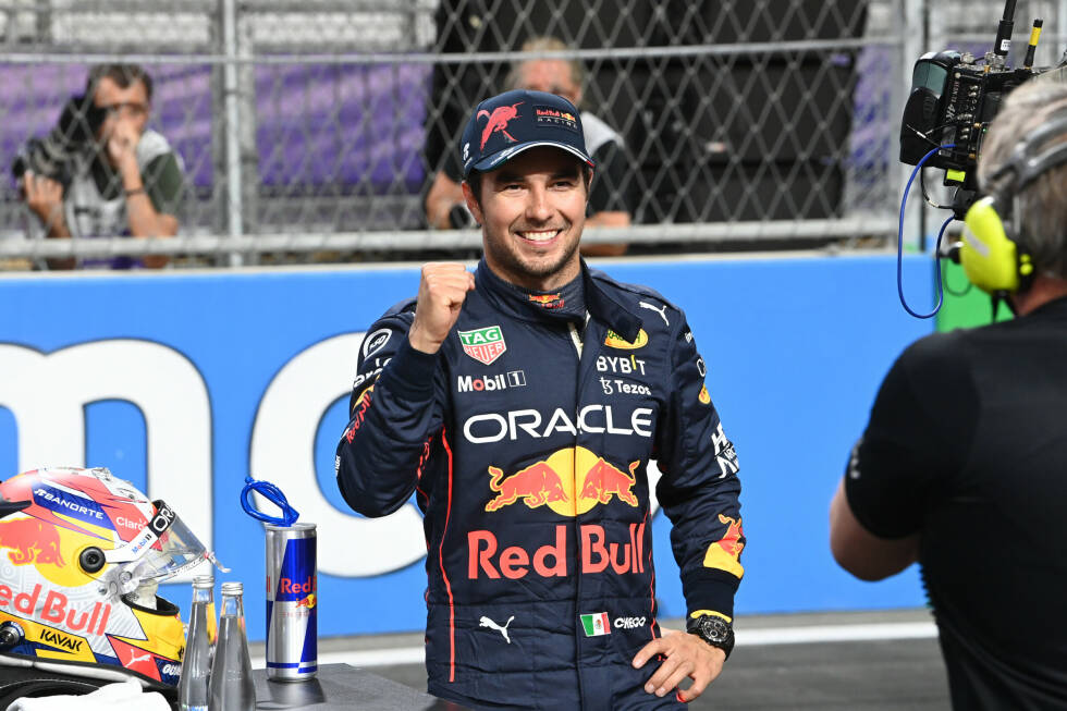 Foto zur News: ... für Perez ist es die erste Poleposition in der Formel 1 im 216. Qualifying. Auch für Mexiko ist es die erste Poleposition in der Formel 1.