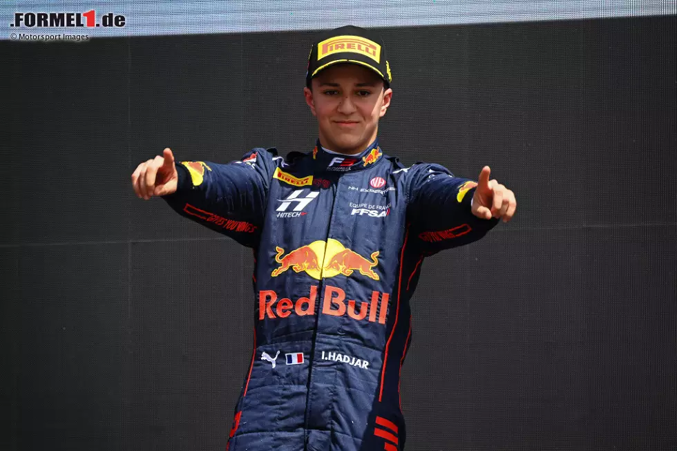 Ein schlechtes letztes Wochenende in Monza kostete Isack Hadjar den möglichen Titel in der Formel 3, die er "nur" als Vierter abschloss. Trotzdem könnte es für den Franzosen nach oben gehen. Auch in der Formel 3: Der Amerikaner Jak Crawford (7.) und der Brite Jonny Edgar (12.), der aufgrund einer chronischen Krankheit zeitweise aussetzte. Foto zur News: Ein schlechtes letztes Wochenende in Monza kostete Isack Hadjar den möglichen Titel in der Formel 3, die er "nur" als Vierter abschloss. Trotzdem könnte es für den Franzosen nach oben gehen. Auch in der Formel 3: Der Amerikaner Jak Crawford (7.) und der Brite Jonny Edgar (12.), der aufgrund einer chronischen Krankheit zeitweise aussetzte.