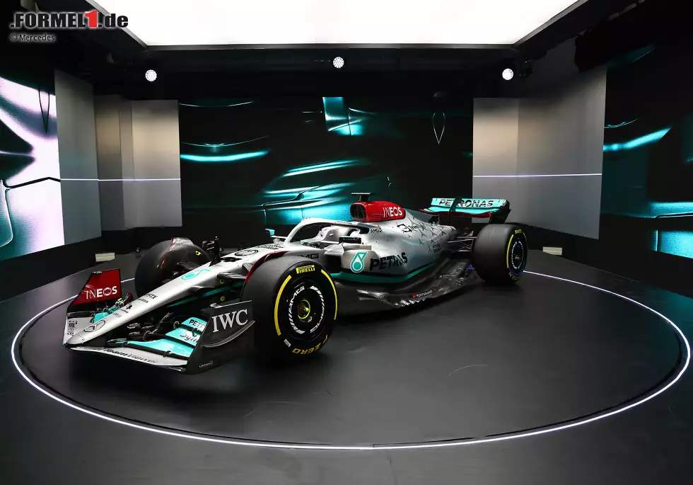 ... die, wie hier zu sehen, im Livestream zu sehen ist - und beim offiziellen Shakedown des Teams in Silverstone. Foto zur News: ... die, wie hier zu sehen, im Livestream zu sehen ist - und beim offiziellen Shakedown des Teams in Silverstone.