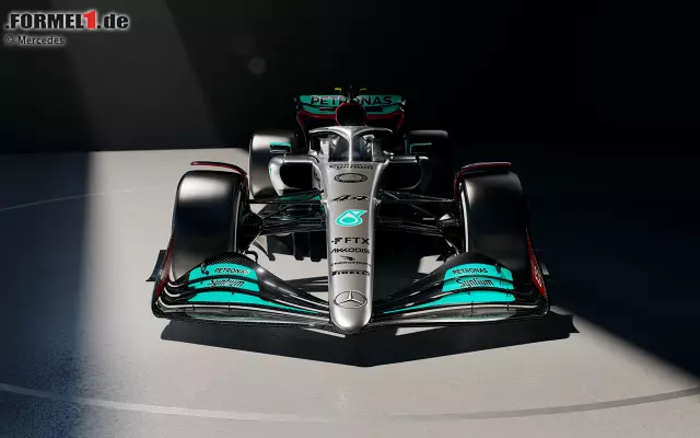 Foto zur News: Der neue Mercedes W13 von Lewis Hamilton und George Russell für die Formel-1-Saison 2022 ist da. Und hier sind die ersten Bilder ...