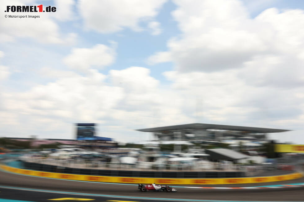 Die wichtigsten Fakten zum Formel-1-Samstag in Miami: Wer schnell war, wer nicht und wer überrascht hat - alle Infos dazu in dieser Fotostrecke! Die wichtigsten Fakten zum Formel-1-Samstag in Miami: Wer schnell war, wer nicht und wer überrascht hat - alle Infos dazu in dieser Fotostrecke!