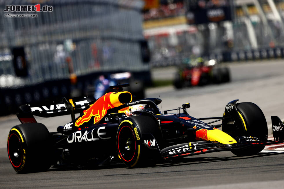 Max Verstappen gewinnt im Red Bull den Kanada-Grand-Prix 2022 und baut damit seine WM-Führung aus. Es ist sein sechster Saisonsieg im neunten Rennen, für Red Bull der sechste Sieg in Folge. Zweiter wird hauchdünn geschlagen ... Max Verstappen gewinnt im Red Bull den Kanada-Grand-Prix 2022 und baut damit seine WM-Führung aus. Es ist sein sechster Saisonsieg im neunten Rennen, für Red Bull der sechste Sieg in Folge. Zweiter wird hauchdünn geschlagen ...