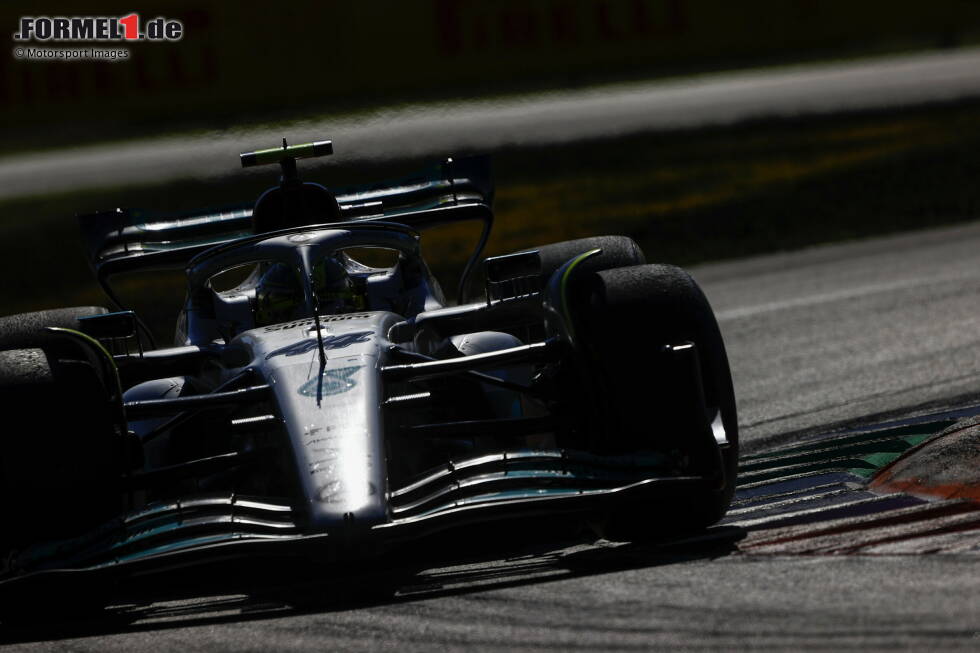 Foto zur News: ... Lewis Hamilton ist nach Platz fünf in Monza endgültig raus aus dem Titelkampf 2022: Er kann rechnerisch nicht mehr Weltmeister werden. Ganz aus dem Rennen ...