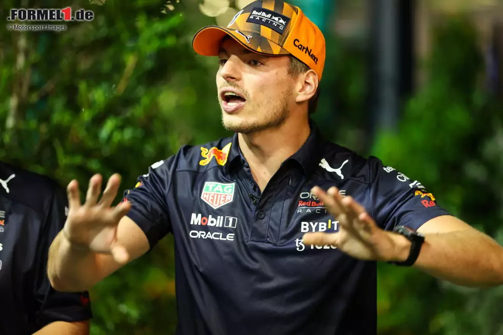 Foto zur News: Der Tag geht mit einem Geburtstagsständchen von Max Verstappen los. Der Niederländer wird 25 Jahre alt und kann sich am Sonntag mit dem Gewinn des WM-Titels selber beschenken. Doch das Wochenende beginnt alles andere als rund ...