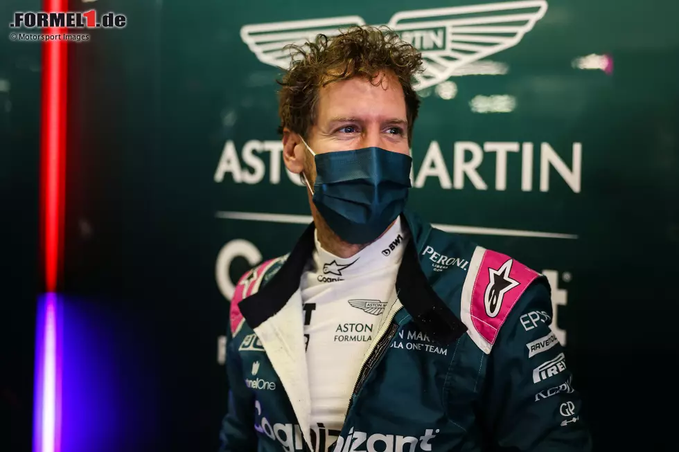 Sebastian Vettel (Aston Martin): 6 Punkte - Missachten der doppelten gelben Flaggen in Sachir (3), Kollision mit Esteban Ocon in Sachir (2) und Blockieren von Fernando Alonso in Spielberg (1) Foto zur News: Sebastian Vettel (Aston Martin): 6 Punkte - Missachten der doppelten gelben Flaggen in Sachir (3), Kollision mit Esteban Ocon in Sachir (2) und Blockieren von Fernando Alonso in Spielberg (1)