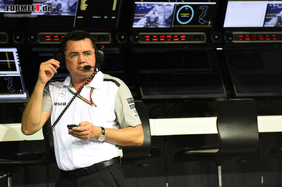 Foto zur News: ... wechselt Boullier zur Saison 2014 zu McLaren. Dort lautet sein Titel zwar offiziell Rennleiter, aber praktisch ist er damit Teamchef - bis 2018.
