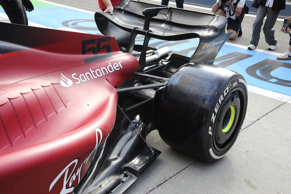Foto zur News: Ferrari F1-75: Unterboden und Heckflügel