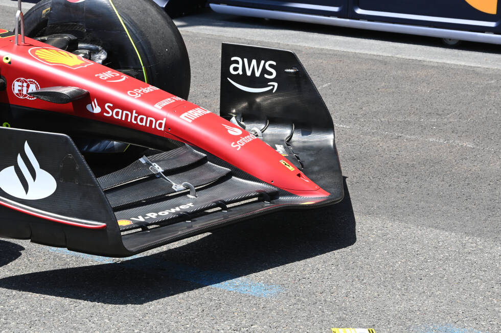 Foto zur News: Ferrari F1-75: Frontflügel
