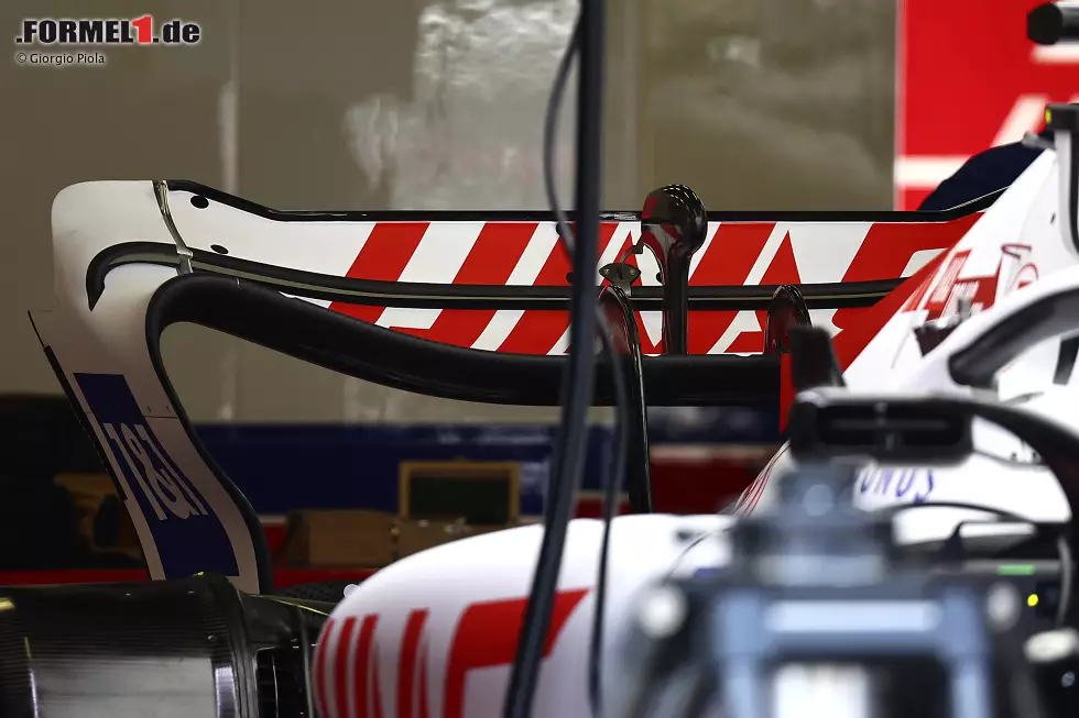 Foto zur News: Haas VF-22: Heckflügel