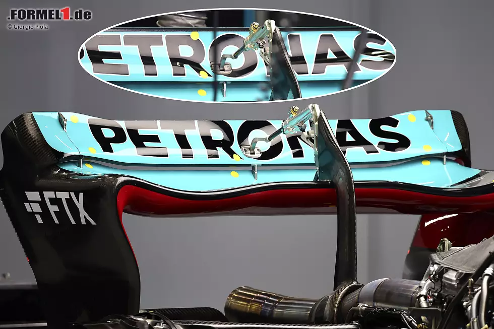 Foto zur News: Mercedes W13: Heckflügel-Varianten