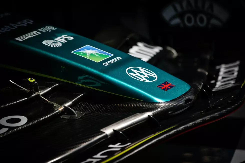 Foto zur News: Aston Martin AMR22: Frontpartie