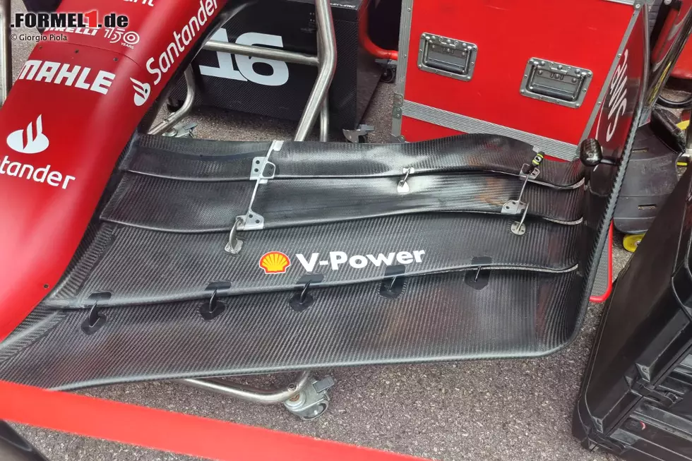 Foto zur News: Ferrari F1-75: Frontflügel