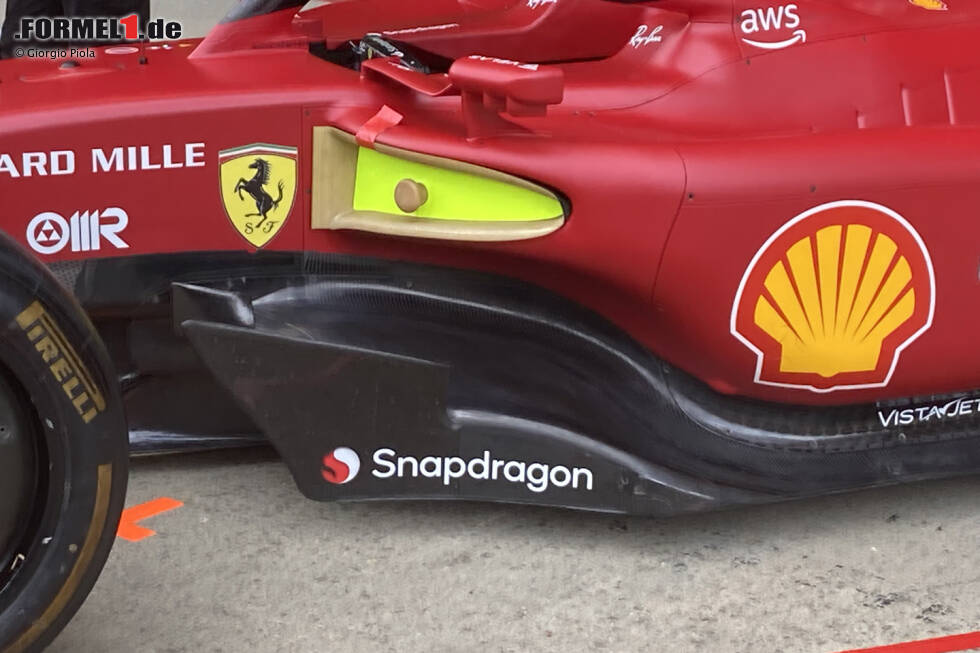 Foto zur News: Ferrari F1-75: Seitenkasten und Unterboden
