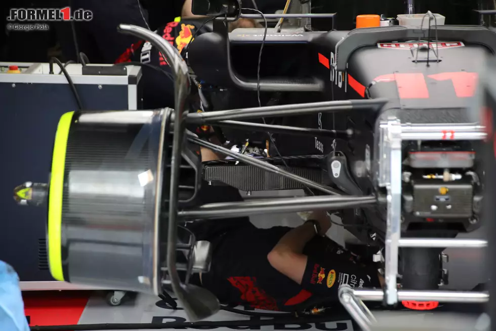 Foto zur News: Red Bull RB18: Vorderrad-Bremse