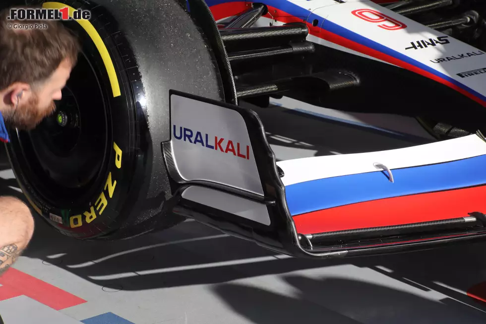 Foto zur News: Haas VF-22: Frontflügel-Endplatte