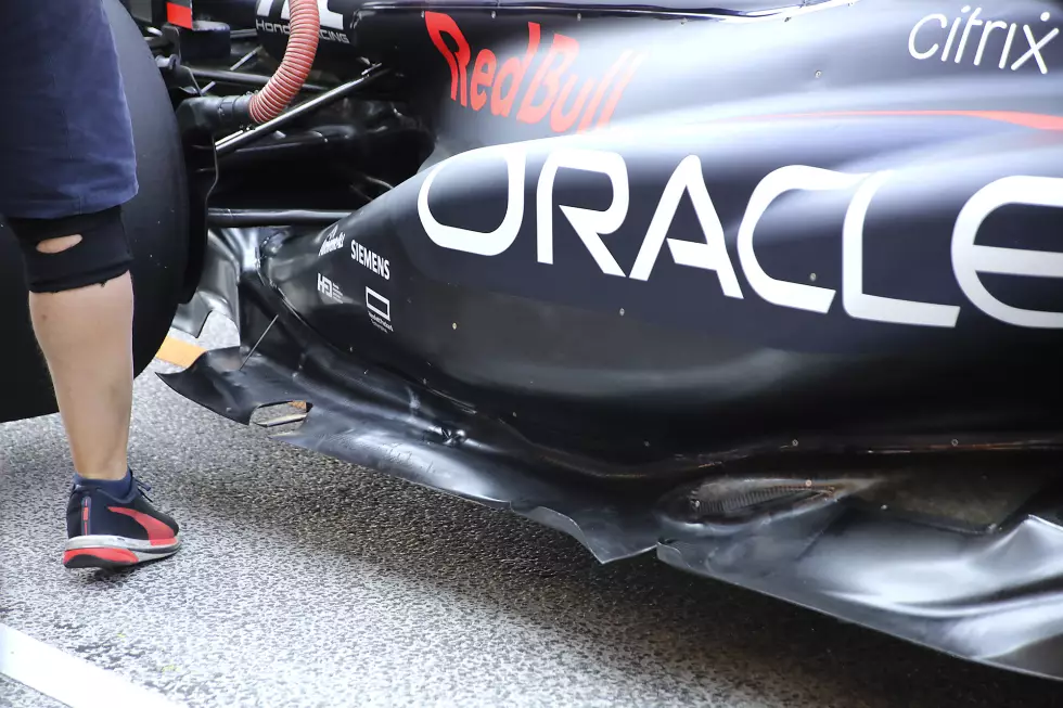 Foto zur News: Red Bull RB18: Unterboden