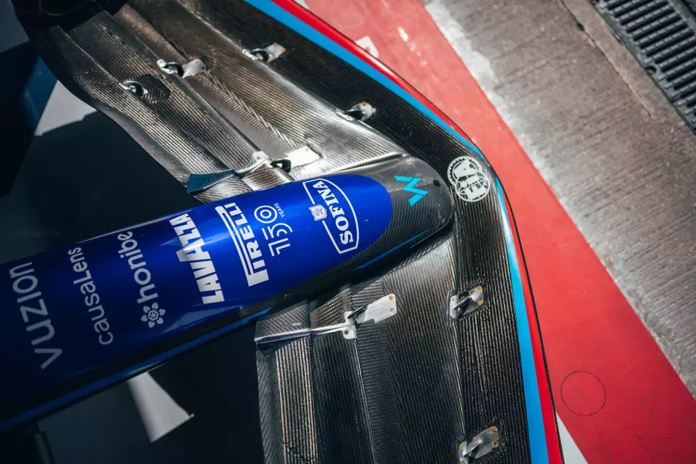 Foto zur News: Williams FW44: Frontpartie