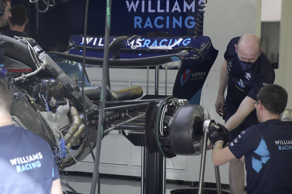 Foto zur News: Williams FW44: Antriebsinstallation und Hinterrad-Aufhängung