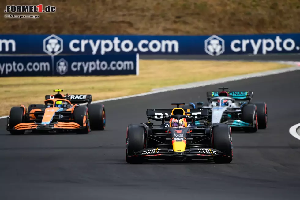 ... am Sonntag ab 15 Uhr eine denkbar schlechte Ausgangsposition, aber auch andere Fahrer stehen nicht auf den Positionen, die sie sich vorgestellt haben. Das könnte für Spannung sorgen im letzten Grand Prix vor der Sommerpause! Foto zur News: ... am Sonntag ab 15 Uhr eine denkbar schlechte Ausgangsposition, aber auch andere Fahrer stehen nicht auf den Positionen, die sie sich vorgestellt haben. Das könnte für Spannung sorgen im letzten Grand Prix vor der Sommerpause!