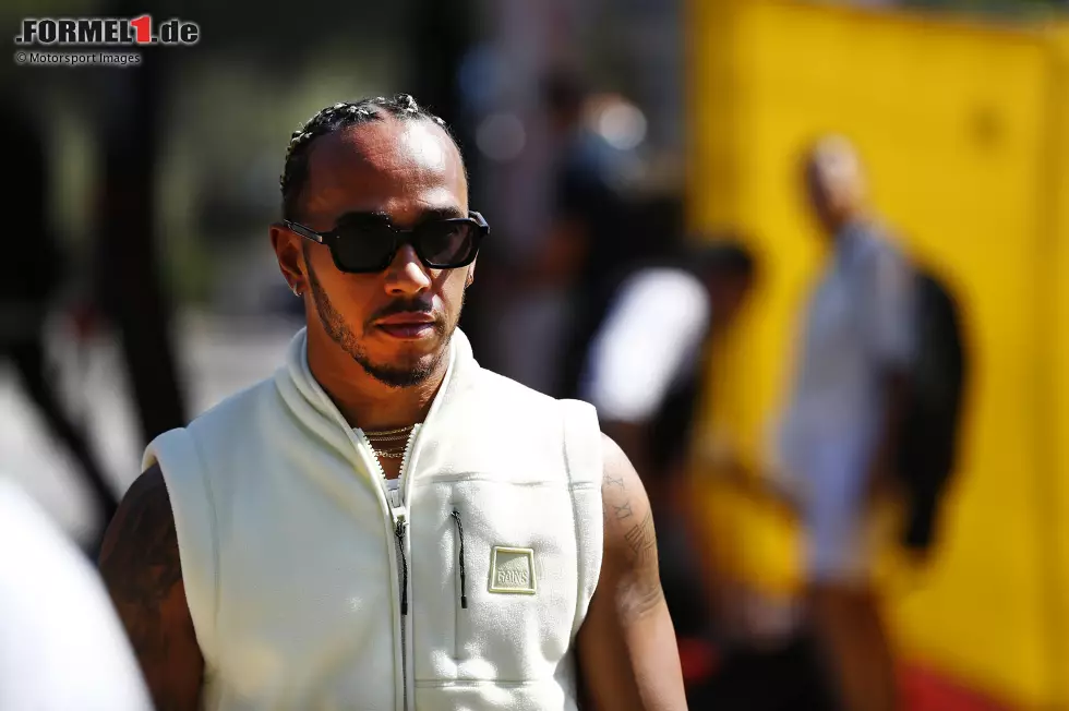 Lewis Hamilton: "Es ist schade, dass er aufhört. Er ist jemand, der die Reise in der Formel 1 weniger einsam hat erscheinen lassen. Er ist in vielen Dingen zu mir gestanden. Ich halte ihn für einen der Größten, die wir in der Formel 1 gesehen haben. Wir brauchen mehr solcher Leute. Hoffentlich bleiben wir für immer Freunde." Foto zur News: Lewis Hamilton: "Es ist schade, dass er aufhört. Er ist jemand, der die Reise in der Formel 1 weniger einsam hat erscheinen lassen. Er ist in vielen Dingen zu mir gestanden. Ich halte ihn für einen der Größten, die wir in der Formel 1 gesehen haben. Wir brauchen mehr solcher Leute. Hoffentlich bleiben wir für immer Freunde."
