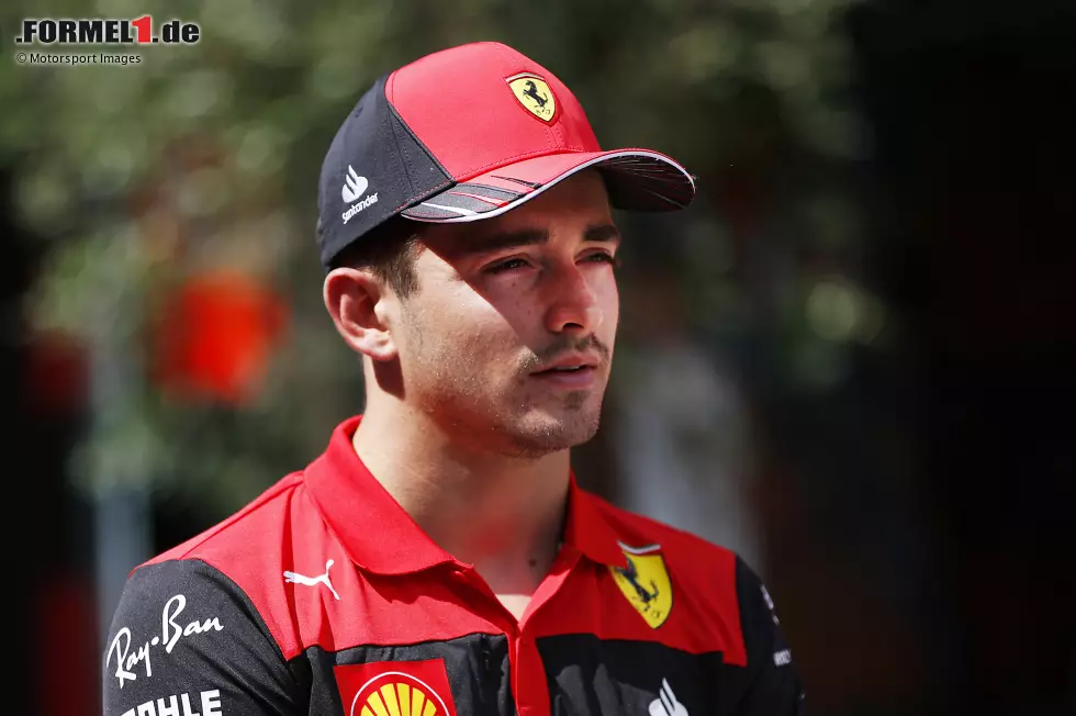 Charles Leclerc: "Es ist traurig. Vielleicht ist er glücklicher, wo er künftig ist. Es wird seltsam sein ohne ihn im Fahrerlager. Ich habe vieles von ihm gelernt. Er war immer super-nett zu mir. Ich werde ihn im Fahrerlager vermissen und wünsche ihm alles Gute. Ich denke, er wird etwas finden, das ihn auf andere Weise glücklich macht." Foto zur News: Charles Leclerc: "Es ist traurig. Vielleicht ist er glücklicher, wo er künftig ist. Es wird seltsam sein ohne ihn im Fahrerlager. Ich habe vieles von ihm gelernt. Er war immer super-nett zu mir. Ich werde ihn im Fahrerlager vermissen und wünsche ihm alles Gute. Ich denke, er wird etwas finden, das ihn auf andere Weise glücklich macht."