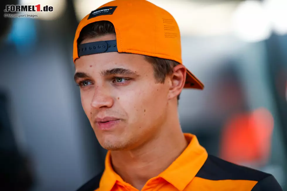 Lando Norris: "Ich halte ihn für einen sehr guten Kerl, für einen der Besten in der Formel 1, ganz klar - als Person, als Rennfahrer, was auch immer. Er ist einfach ein ganzer Kerl, und das ist sehr gut für die Formel 1. Er hat viele von uns inspiriert." Foto zur News: Lando Norris: "Ich halte ihn für einen sehr guten Kerl, für einen der Besten in der Formel 1, ganz klar - als Person, als Rennfahrer, was auch immer. Er ist einfach ein ganzer Kerl, und das ist sehr gut für die Formel 1. Er hat viele von uns inspiriert."