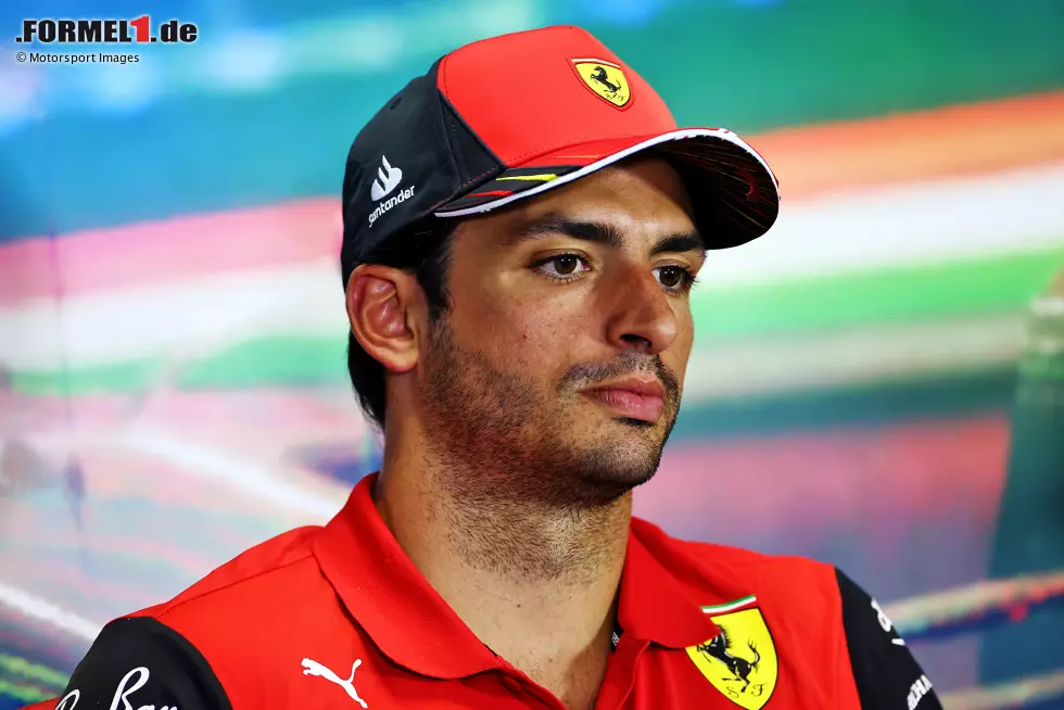 Carlos Sainz: "Ich wünsche ihm das Beste für die Zukunft. Er wird sie mit den Kindern und der Familie genießen. Er war von Anfang an ein Vorbild, noch ehe ich in die Formel 1 kam. Er ist ein toller Botschafter für die Formel 1, aber auch für die jüngere Generation allgemein. Niemand spricht schlecht über Seb. Wir werden ihn vermissen." Foto zur News: Carlos Sainz: "Ich wünsche ihm das Beste für die Zukunft. Er wird sie mit den Kindern und der Familie genießen. Er war von Anfang an ein Vorbild, noch ehe ich in die Formel 1 kam. Er ist ein toller Botschafter für die Formel 1, aber auch für die jüngere Generation allgemein. Niemand spricht schlecht über Seb. Wir werden ihn vermissen."
